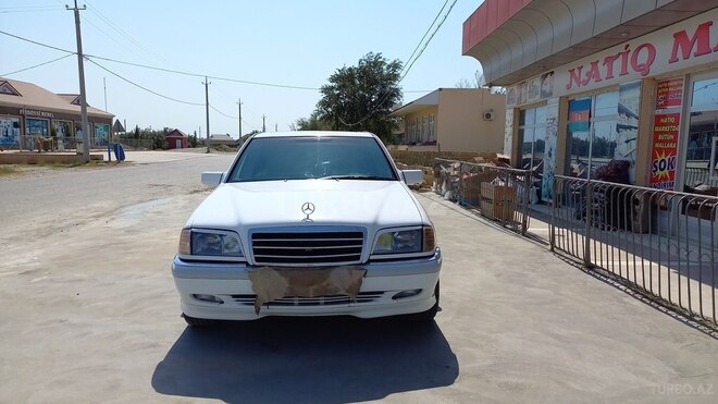 Mercedes C 230 1999, 156,000 km - 2.3 l - Bakı