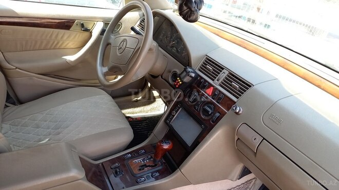 Mercedes C 230 1999, 156,000 km - 2.3 l - Bakı