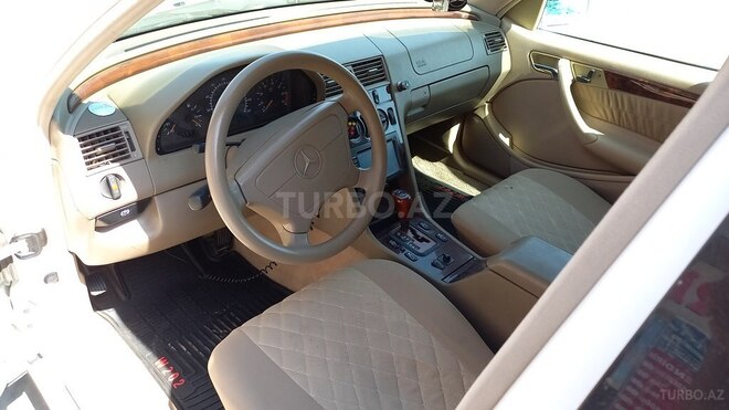 Mercedes C 230 1999, 156,000 km - 2.3 l - Bakı