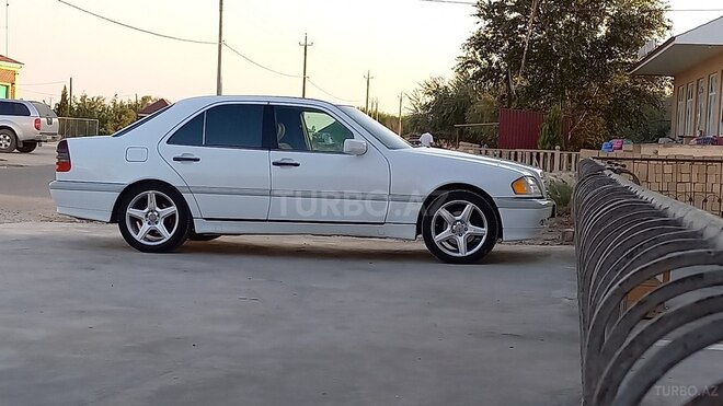 Mercedes C 230 1999, 156,000 km - 2.3 l - Bakı