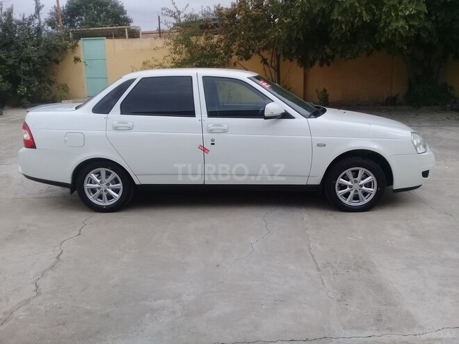 LADA (VAZ) Priora 2015, 82,000 km - 1.6 l - Salyan