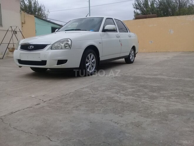 LADA (VAZ) Priora 2015, 82,000 km - 1.6 l - Salyan