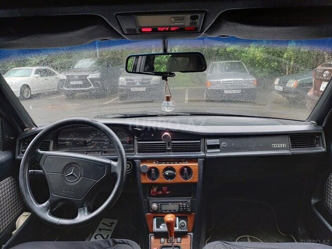 Mercedes 190 1992, 245,212 km - 2.0 l - Bakı