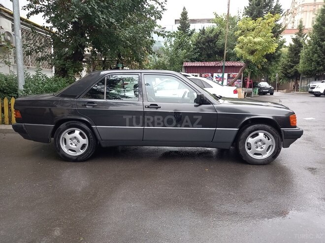 Mercedes 190 1992, 245,212 km - 2.0 l - Bakı