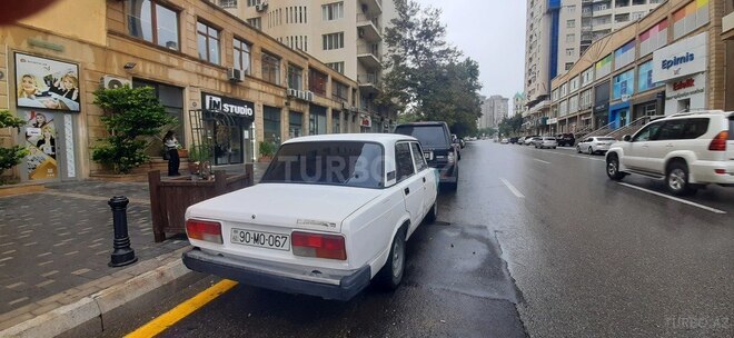 LADA (VAZ) 2107 2011, 173,000 km - 1.6 l - Bakı