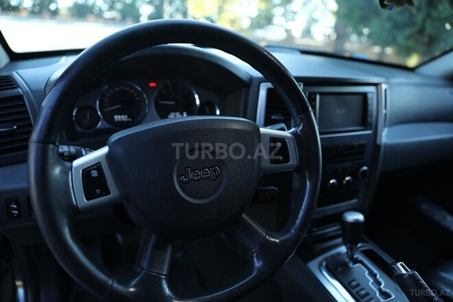 Jeep Grand Cherokee 2008, 246,000 km - 3.0 л - Qax