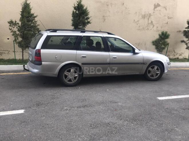 Opel Vectra 1997, 260,000 km - 1.8 l - Bakı