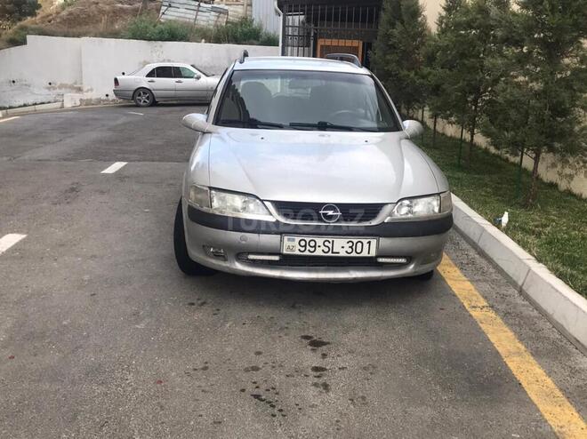 Opel Vectra 1997, 260,000 km - 1.8 l - Bakı