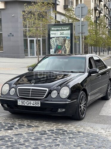 Mercedes E 320 2000, 331,866 km - 3.2 l - Bakı