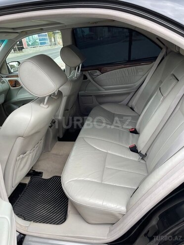 Mercedes E 320 2000, 331,866 km - 3.2 l - Bakı