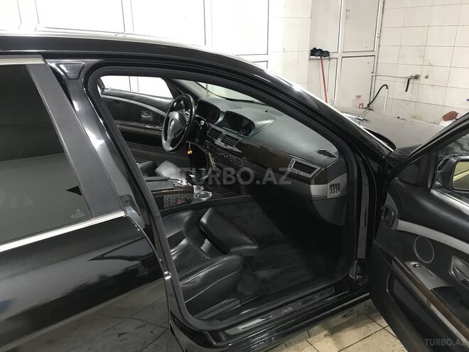 BMW 745 2004, 322,000 km - 4.4 l - Bakı