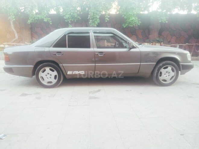 Mercedes E 200 1991, 200,000 km - 2.0 л - Sumqayıt