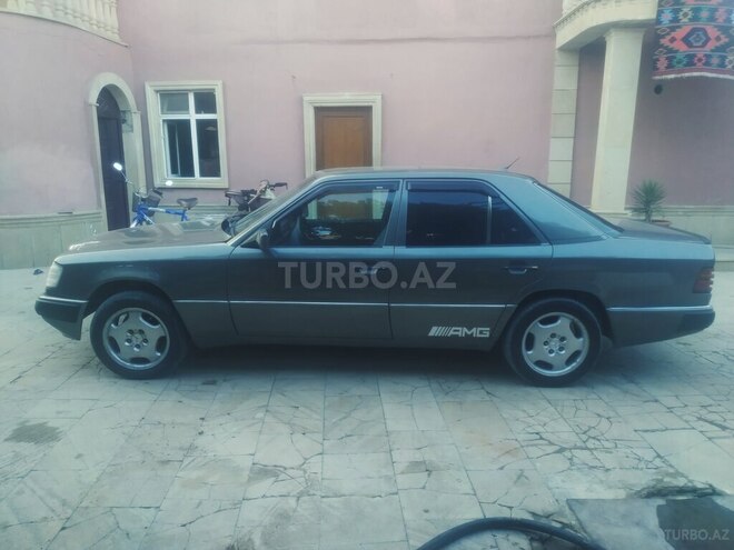 Mercedes E 200 1991, 200,000 km - 2.0 л - Sumqayıt