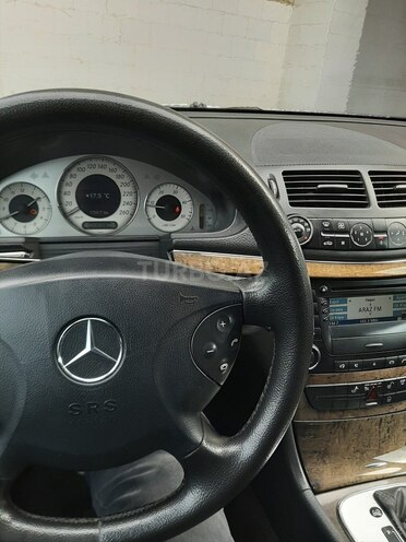 Mercedes E 220 2005, 398,000 km - 2.2 l - Bakı