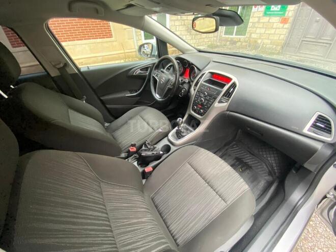 Opel Astra 2012, 194,000 km - 1.4 l - Şəmkir