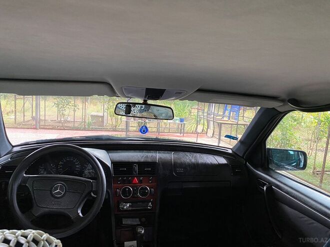 Mercedes C 220 1999, 569,763 km - 2.2 l - Ağdam