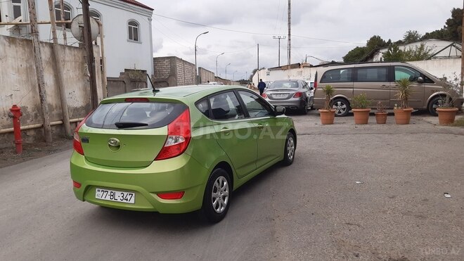 Hyundai Accent 2011, 138,000 km - 1.6 l - Bakı