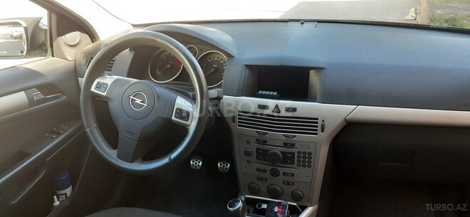 Opel Astra 2007, 126,000 km - 1.3 l - Göyçay