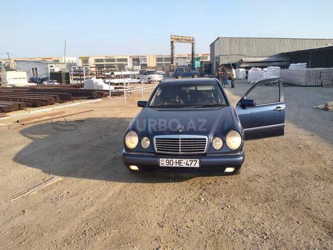 Mercedes E 240 1999, 230,000 km - 2.4 л - Bakı
