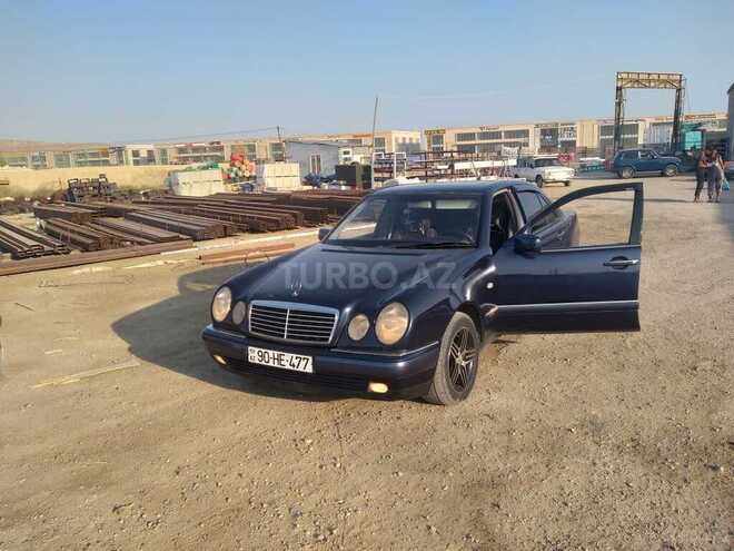 Mercedes E 240 1999, 230,000 km - 2.4 л - Bakı