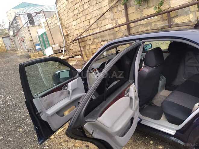 Mercedes E 240 1999, 230,000 km - 2.4 л - Bakı