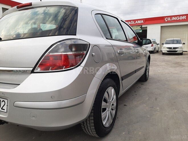 Opel Astra 2008, 119,000 km - 1.4 л - Bakı