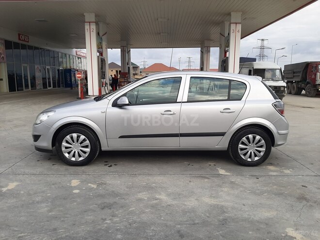 Opel Astra 2008, 119,000 km - 1.4 л - Bakı