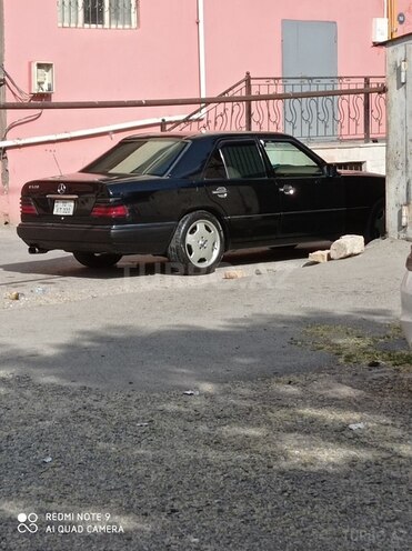 Mercedes E 320 1994, 354,650 km - 3.2 l - Sumqayıt