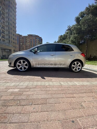 Toyota Corolla 2007, 161,000 km - 1.4 l - Bakı