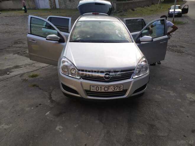 Opel Astra 2009, 155,218 km - 1.4 l - Zaqatala