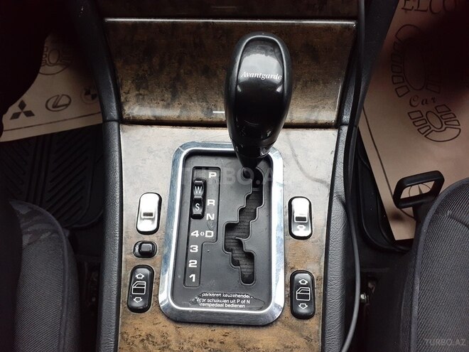 Mercedes E 230 1996, 289,000 km - 2.3 л - Sumqayıt