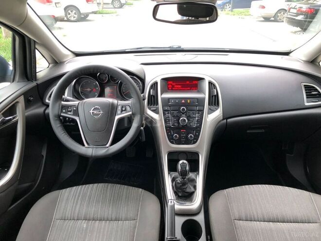 Opel Astra 2010, 148,600 km - 1.3 l - Bakı