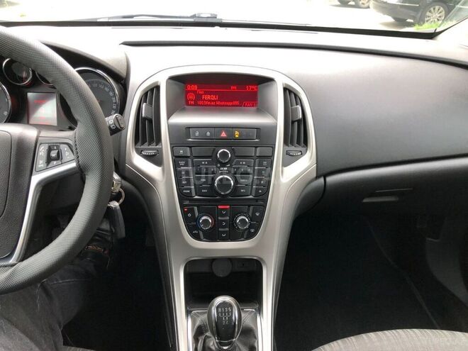 Opel Astra 2010, 148,600 km - 1.3 l - Bakı