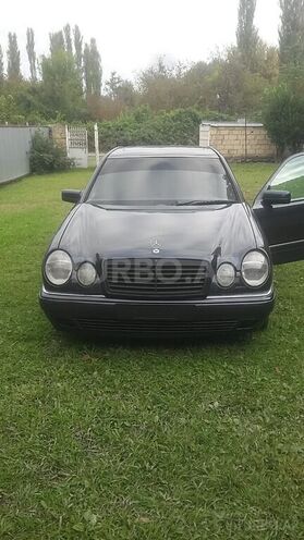 Mercedes E 320 1997, 51,499 km - 3.2 l - Bakı