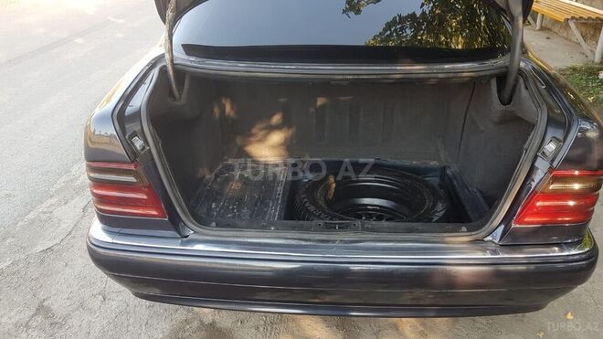 Mercedes E 320 1997, 51,499 km - 3.2 l - Bakı