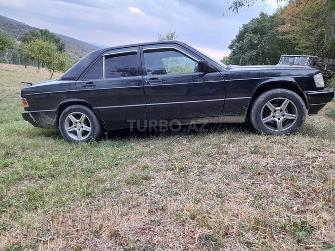 Mercedes 190 1992, 255,647 km - 2.3 л - Sumqayıt
