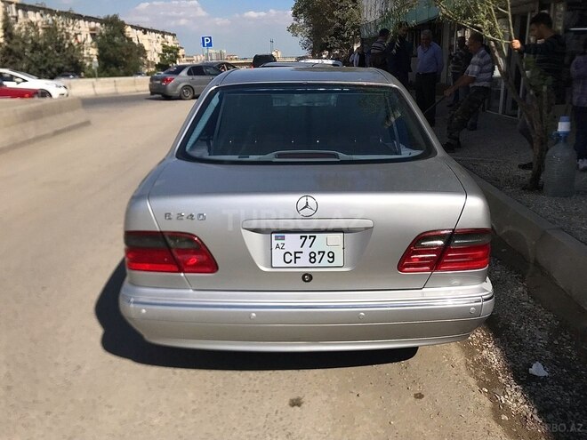 Mercedes E 240 2001, 226,000 km - 2.4 l - Bakı