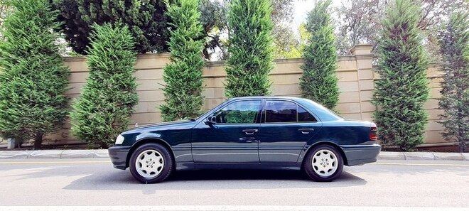 Mercedes C 180 1997, 207,815 km - 1.8 l - Bakı