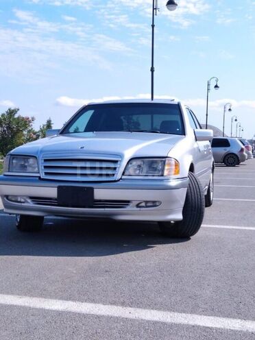 Mercedes C 230 1999, 212,000 km - 2.3 l - Sumqayıt