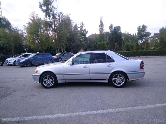 Mercedes C 230 1999, 212,000 km - 2.3 l - Sumqayıt