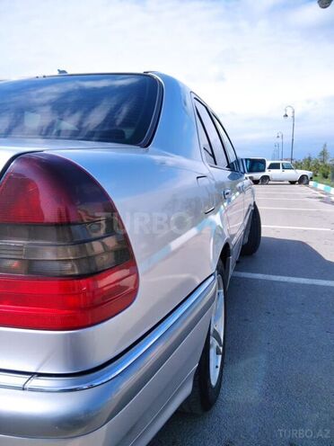 Mercedes C 230 1999, 212,000 km - 2.3 l - Sumqayıt