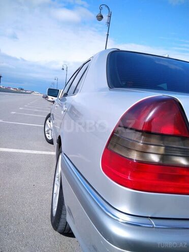 Mercedes C 230 1999, 212,000 km - 2.3 l - Sumqayıt