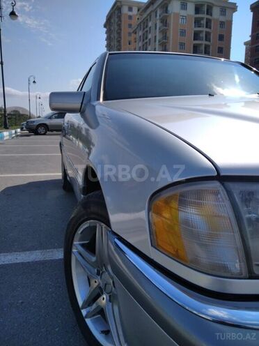 Mercedes C 230 1999, 212,000 km - 2.3 l - Sumqayıt