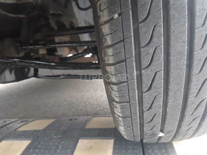 Mitsubishi Pajero io 2002, 235,000 km - 2.0 л - Gəncə