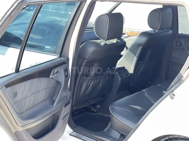 Mercedes E 220 2000, 332,000 km - 2.2 l - Bakı