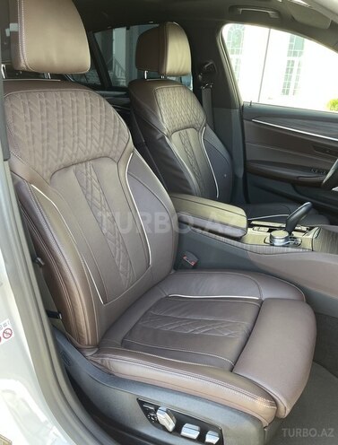 BMW 520 2018, 42,000 km - 2.0 l - Bakı