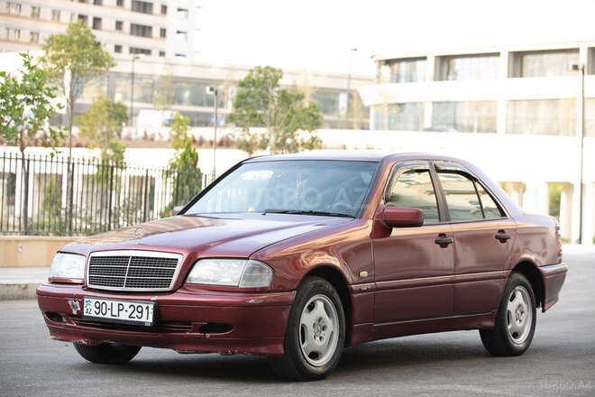 Mercedes C 180 1998, 320,000 km - 1.8 l - Bakı