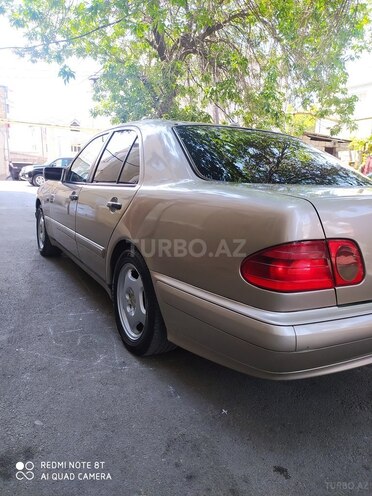 Mercedes E 220 1999, 326,352 km - 2.2 l - Bakı