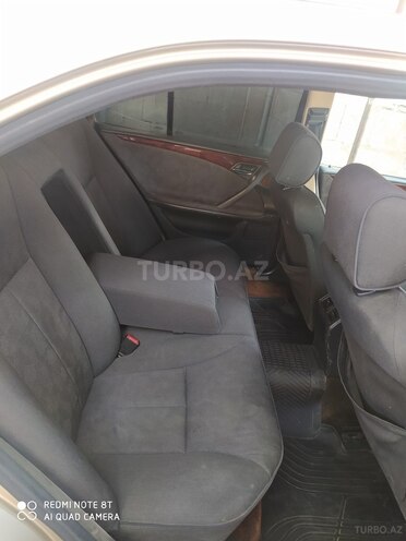 Mercedes E 220 1999, 326,352 km - 2.2 l - Bakı