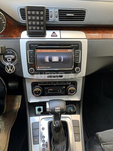 Volkswagen Passat 2010, 256,000 km - 1.8 л - Bakı
